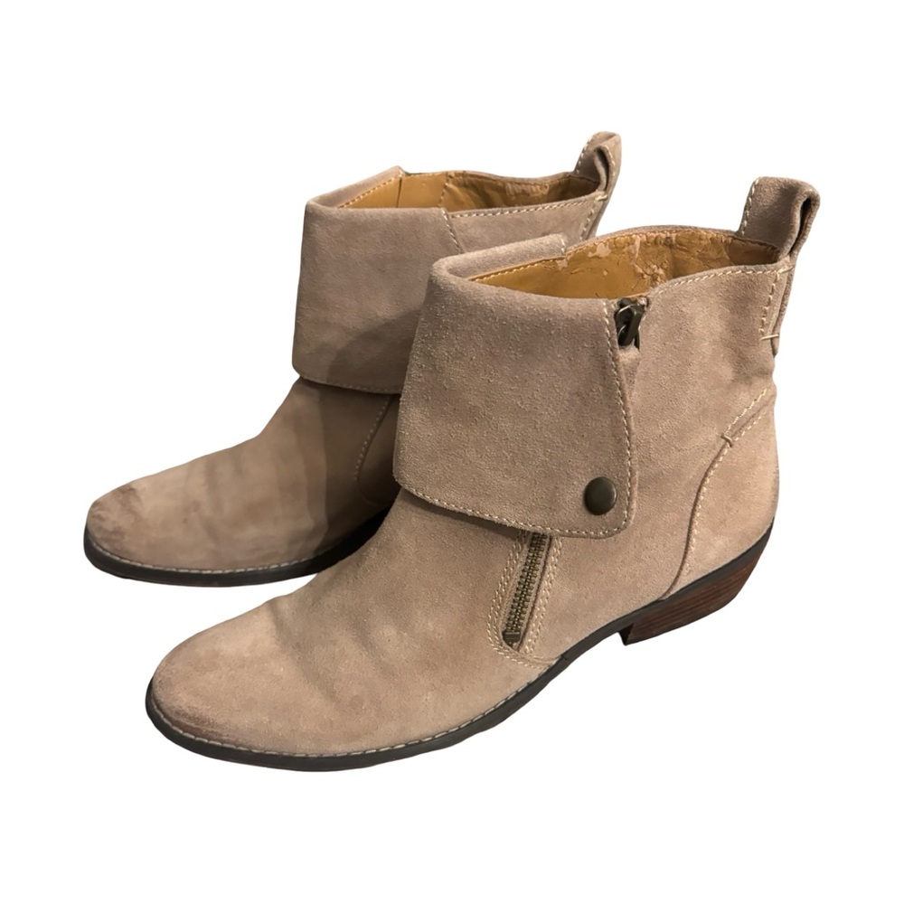 Fold-Over Bohemian Stylish Durable Suede Ankle Boots in Taupe Size 8.5